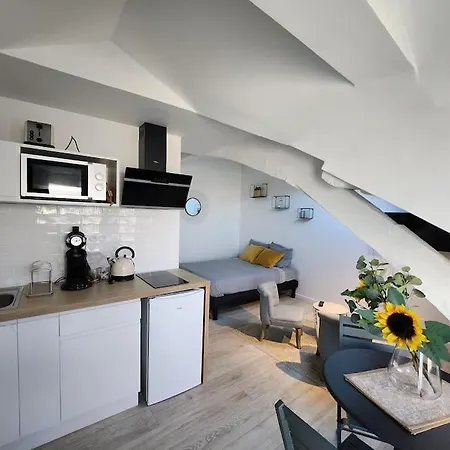 Le Yellow Korner - Lit Neuf Rouen